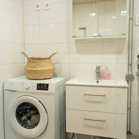 Renovated Family Apartment, Close To Public Transport Vantaa