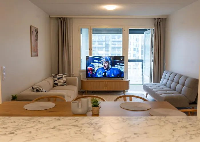 Renovated Family Apartment, Close To Public Transport * Vantaa