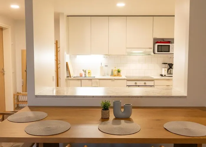 公寓 Renovated Family Apartment, Close To Public Transport